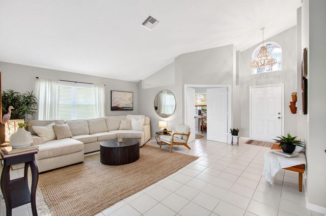 7671 Stirling Bridge Boulevard N, Delray Beach, FL 33446