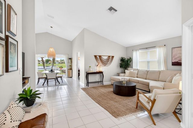 7671 Stirling Bridge Boulevard N, Delray Beach, FL 33446