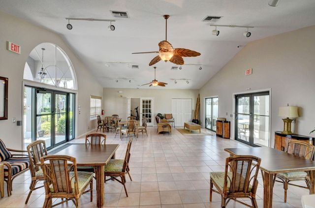 7671 Stirling Bridge Boulevard N, Delray Beach, FL 33446