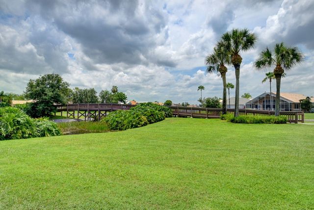 7671 Stirling Bridge Boulevard N, Delray Beach, FL 33446