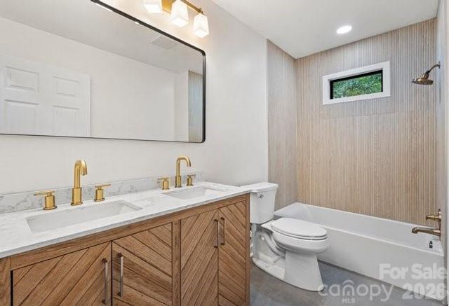 2430 Dora Drive, Charlotte, NC 28215