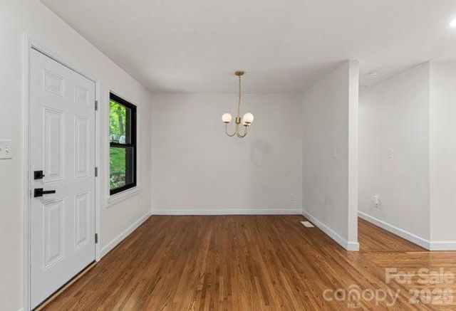 2430 Dora Drive, Charlotte, NC 28215