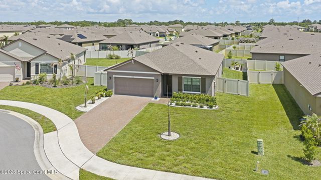 7284 Topaz Drive, Grant-valkaria, FL 32949