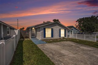 8234 RAVENCROFT DRIVE, Tampa, FL 33615