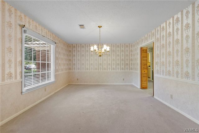 160 Pine Ridge, Moundville, AL 35474