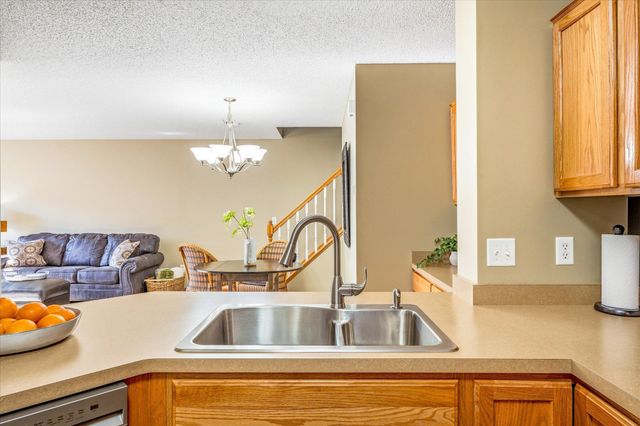 6174 Maclynn Avenue NE, Otsego, MN 55301