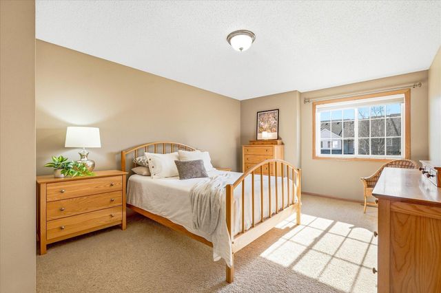 6174 Maclynn Avenue NE, Otsego, MN 55301