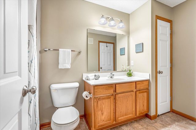 6174 Maclynn Avenue NE, Otsego, MN 55301