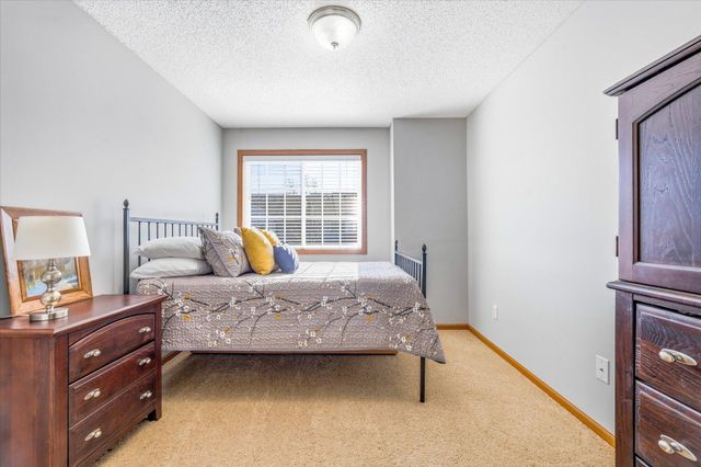 6174 Maclynn Avenue NE, Otsego, MN 55301