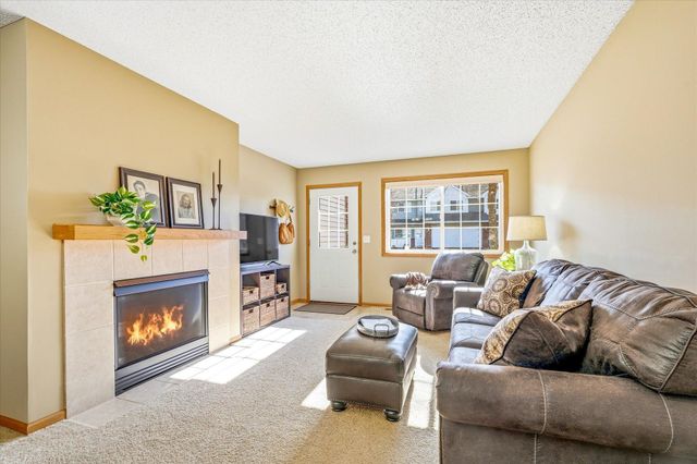 6174 Maclynn Avenue NE, Otsego, MN 55301