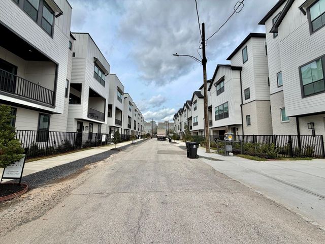 2632 Bastrop Street, Houston, TX 77004