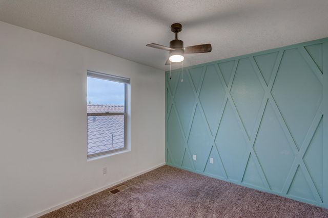 3253 Llano Vista Loop NE, Rio Rancho, NM 87124