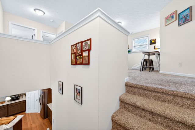 48 Manchester Drive, Trafalgar, IN 46181