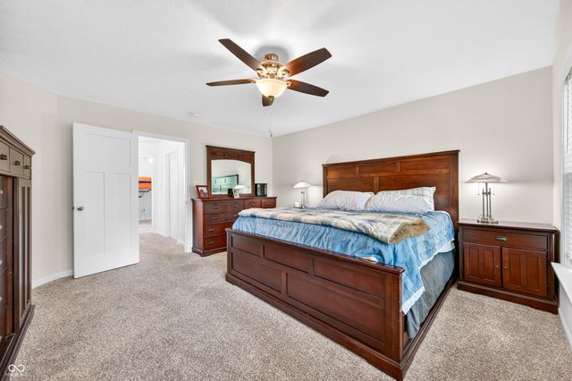 48 Manchester Drive, Trafalgar, IN 46181