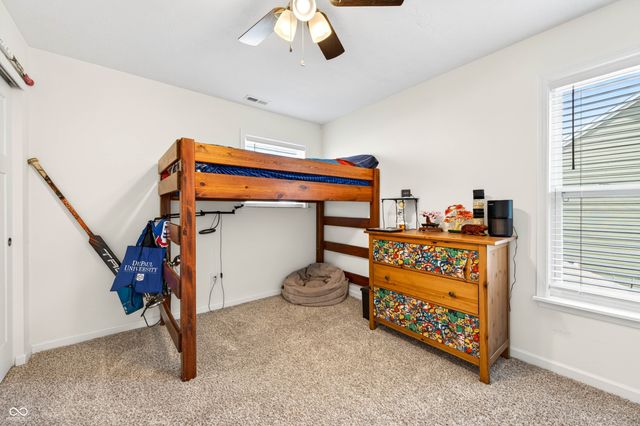 48 Manchester Drive, Trafalgar, IN 46181