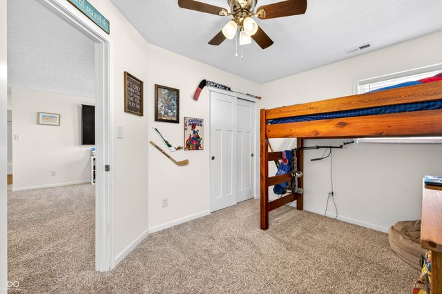 48 Manchester Drive, Trafalgar, IN 46181