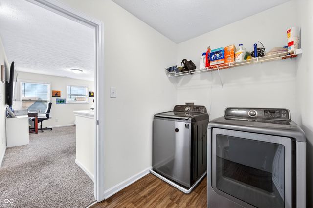 48 Manchester Drive, Trafalgar, IN 46181