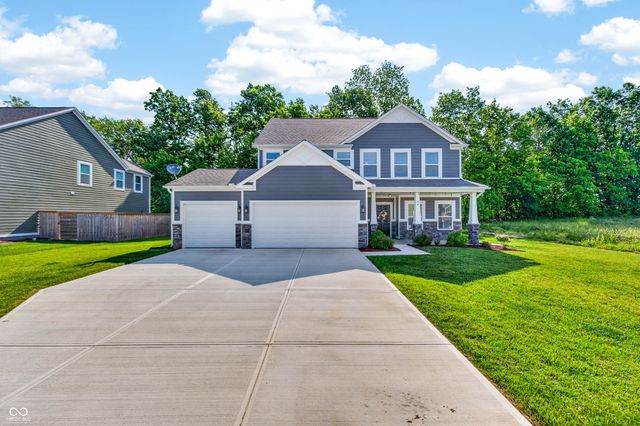 48 Manchester Drive, Trafalgar, IN 46181