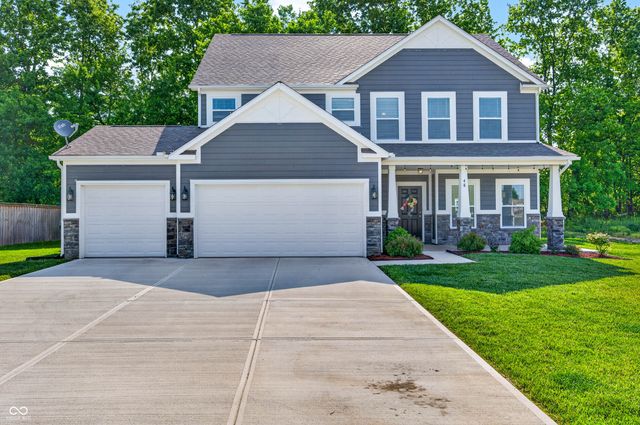 48 Manchester Drive, Trafalgar, IN 46181