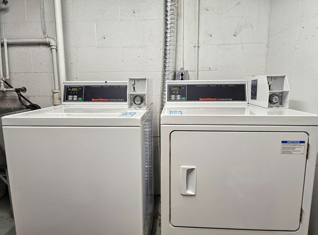 1111 N Harlem Avenue 1C, Oak Park, IL 60302