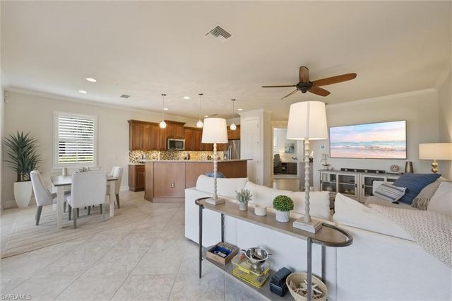 12049 Covent Garden CT 2001, Naples, FL 34120