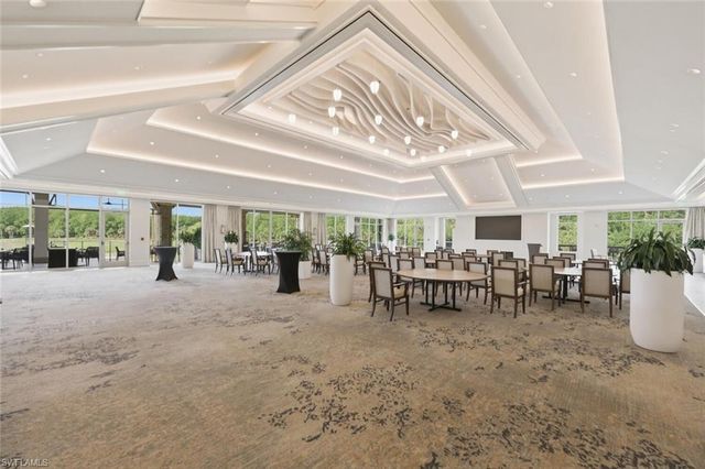 12049 Covent Garden CT 2001, Naples, FL 34120