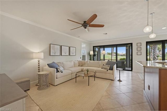 12049 Covent Garden CT 2001, Naples, FL 34120