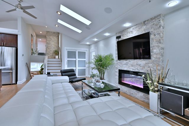 575 Bedford Lane, Des Plaines, IL 60016