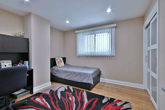 575 Bedford Lane, Des Plaines, IL 60016