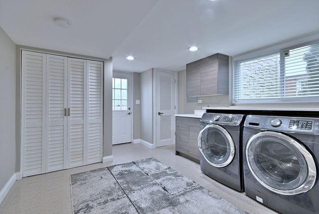 575 Bedford Lane, Des Plaines, IL 60016