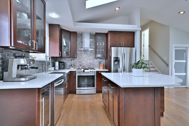 575 Bedford Lane, Des Plaines, IL 60016