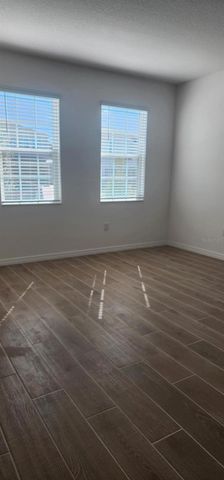 4053 SERENE WATER AVENUE, Eustis, FL 32736