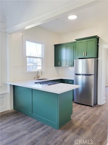 1701 S Bonnie Brae, Los Angeles, CA 90006