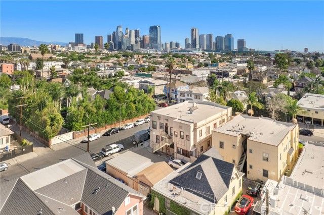 1701 S Bonnie Brae, Los Angeles, CA 90006