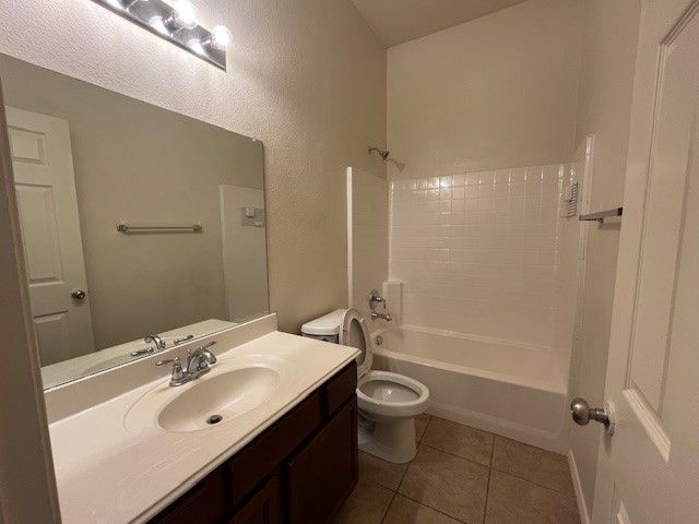 3813 Gregory Drive, Mckinney, TX 75071