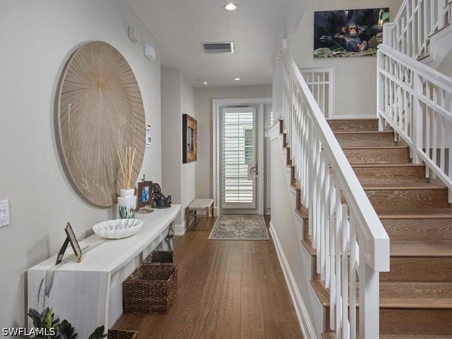 1001 10th AVE S D2, Naples, FL 34102