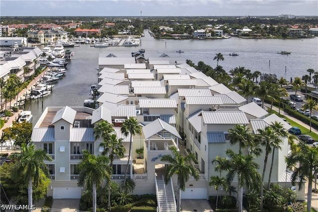 1001 10th AVE S D2, Naples, FL 34102