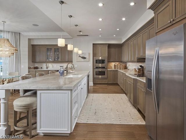 1001 10th AVE S D2, Naples, FL 34102