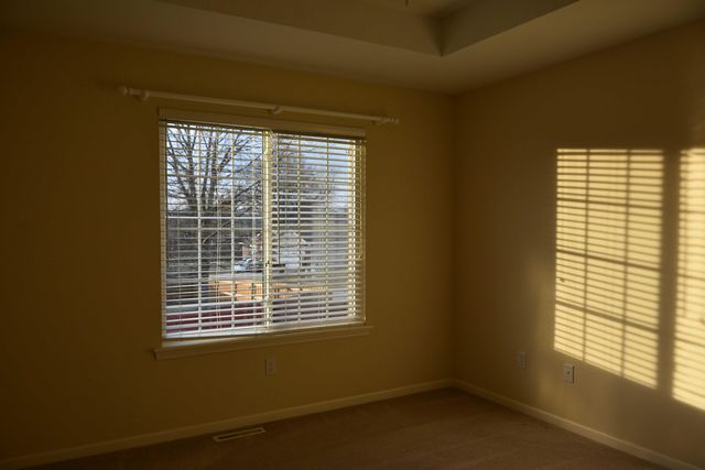 3811 PANTHER DR, Columbia, MO 65202