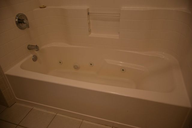 3811 PANTHER DR, Columbia, MO 65202