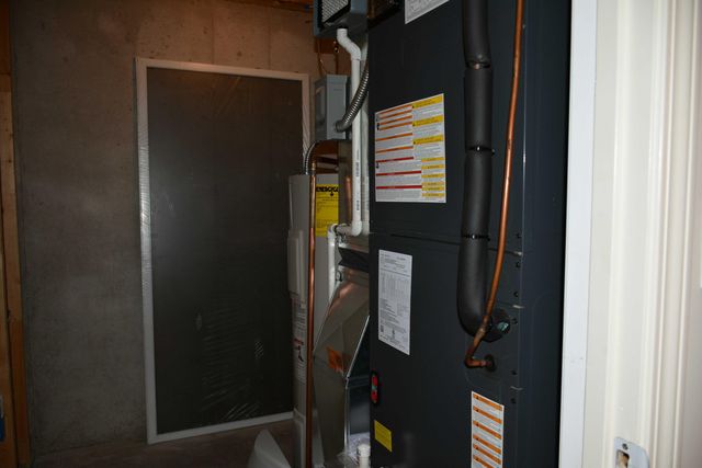 3811 PANTHER DR, Columbia, MO 65202