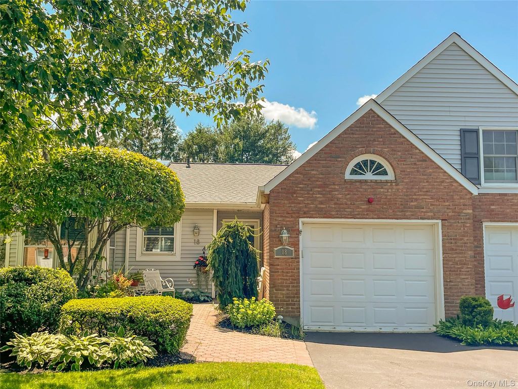 18 Chippendale Drive, Mount Sinai, NY 11766