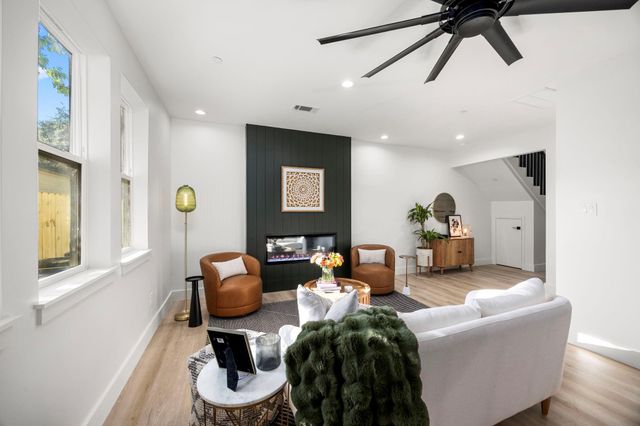 4611 Dewberry Street Street B, Houston, TX 77021