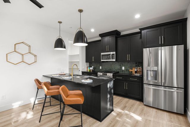 4611 Dewberry Street Street B, Houston, TX 77021