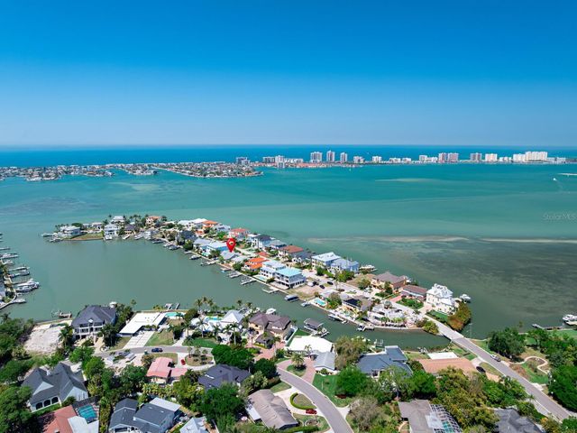 31 N PINE CIRCLE, Belleair, FL 33756