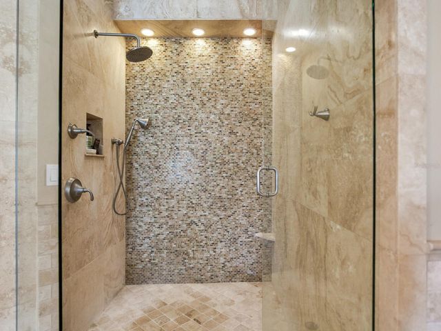 31 N PINE CIRCLE, Belleair, FL 33756