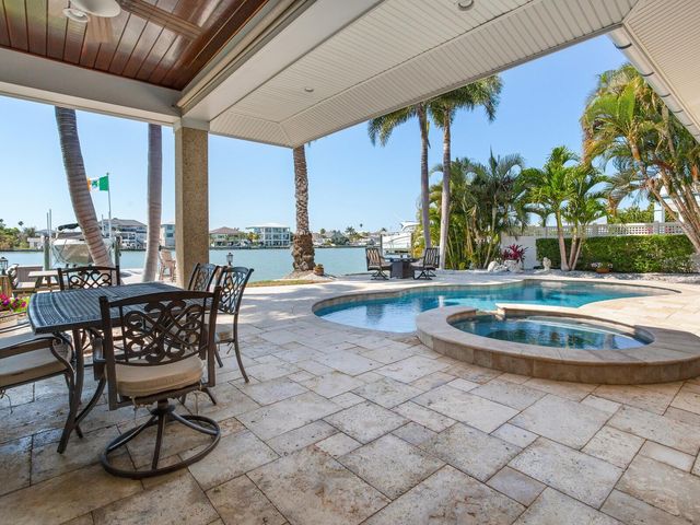 31 N PINE CIRCLE, Belleair, FL 33756