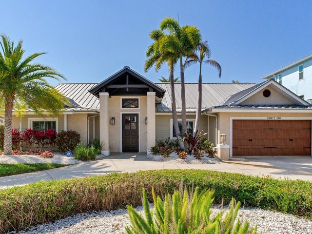 31 N PINE CIRCLE, Belleair, FL 33756