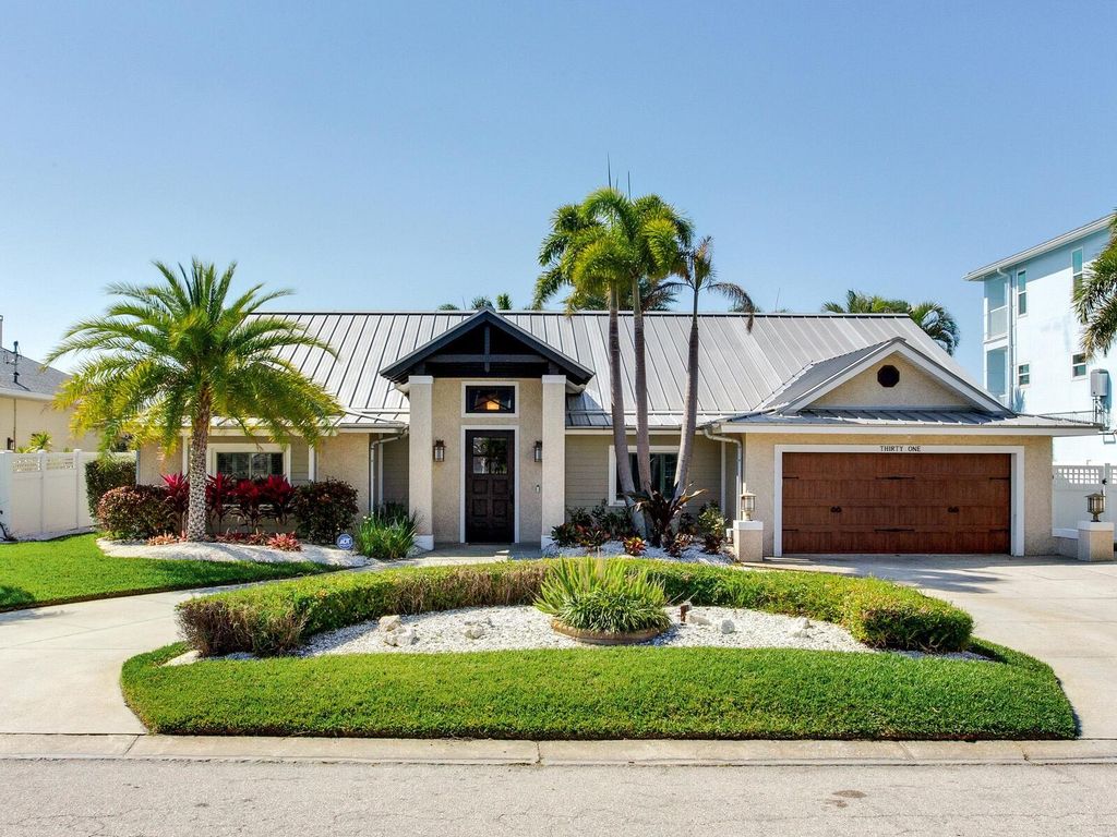 31 N PINE CIRCLE, Belleair, FL 33756