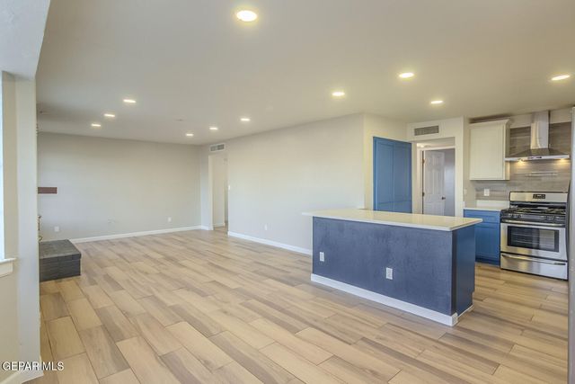 4960 GRAPELAND Drive, El Paso, TX 79924